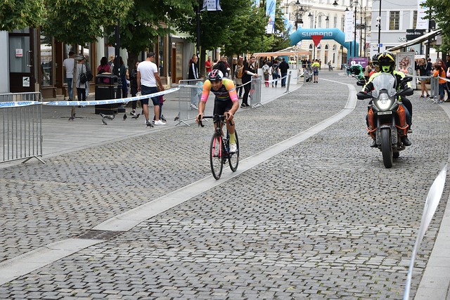 而马刺队方 而马刺队方